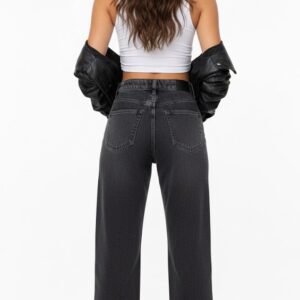 Alternative view of Jean mom fit - Diana